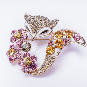 Mariage de luxe rose Clip Broche Anime dames femmes Hijab épingles de sûreté Badge cadeau strass cristal 3D personnalisé Animal <span class=keywords><strong>renard</strong></span> broche - Product Image 3