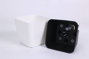 Jardinière auto-arrosante en plastique Duy Ngoc, mini pot de fleurs carré en plastique pour salon ou sol et centres commerciaux, taille 13 - Product Image 6