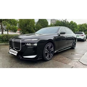 El Kit de carrocería incluye tubos de escape de labio trasero de montaje de parachoques delantero de coche, faldón lateral para BMW 2023 7 series G70 a M760 Black <span class=keywords><strong>Warrior</strong></span> - Product Image 2