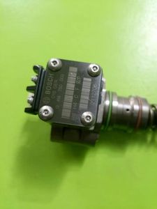 อะไหล่เครื่องจักรก่อสร้าง รถขุด บอมบ์ยูนิตารี ลูกสูบ 11 กก. มือสอง EC210B D6D BF6M2012C - Product Image 6