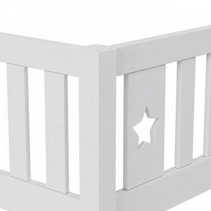 Letto <span class=keywords><strong>a</strong></span> <span class=keywords><strong>Due</strong></span> Piani Montessori per Bambini in Legno Massello con Sponda di Protezione Integrata <span class=keywords><strong>a</strong></span> Basso Profilo per Camera da Letto e Soggiorno - Product Image 5