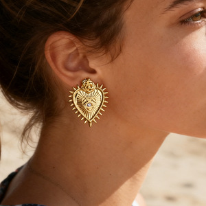 Boucles d'oreilles clous en forme de cœur plaqué or 18 carats, serti clos œil maléfique, style gothique rétro, bijoux de mode - Product Image 5