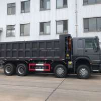 Популярный самосвал Howo 8x4 Sinotruk с высокой грузоподъемностью, широко используемый в карьерах и дорожном строительстве.