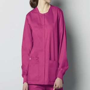 Uniforme médical pour femmes de luxe anti-rides orienté vers l'exportation Veste Scrubs d'hôpital Coton-Polyester Logo personnalisé Prix de gros - Product Image 3