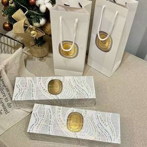 กล่องของขวัญ<span class=keywords><strong>เทียน</strong></span><span class=keywords><strong>หอม</strong></span>รุ่นลิมิเต็ดอิดิชั่นฤดูหนาวจากแบรนด์ <span class=keywords><strong>Diptyque</strong></span> ประเทศฝรั่งเศส <span class=keywords><strong>เทียน</strong></span><span class=keywords><strong>หอม</strong></span>กลิ่นคริสต์มาสสดชื่น ดีไซน์สวยงาม - Product Image 5