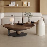 Table basse Cloud de luxe en noyer foncé bio, 3 pieds cylindriques épais, plateau épais, style Wabi-Sabi, sur mesure pour salon