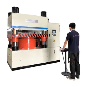 Jigsaw toys professional equipment four-column hydraulic press tons of new paper toys cut pieces forming jigsaw oil press 600 to