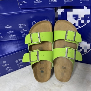 Pantuflas de Piel Vacuna Genuina Suave con Suela de EVA, Punta Redonda y Suela Gruesa, Logotipo Personalizable, Casuales para Exteriores, Otoño - Product Image 6