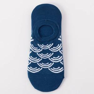 थोक डिजाइनर अदृश्य नवीनता खुश जैक्वार्ड कपास बुनाई गैर पर्ची कोई शो मोजे - Product Image 4