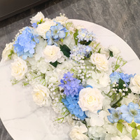Décoration de table populaire : chemin de table, toile de fond végétale en soie, fleurs artificielles pour mariage