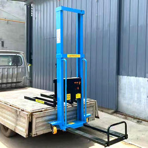 Carrello Elevatore Elettrico da 1 Tonnellata con Sollevamento 1,6M, Ruote in Nylon Resistenti per Carico su Pavimentazione Esterna - Product Image 4