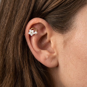 Bijoux de <span class=keywords><strong>piercing</strong></span> en acier inoxydable 316L pour femme, pour <span class=keywords><strong>piercing</strong></span> coach/Daith/<span class=keywords><strong>cartilage</strong></span>, avec perle délicate, à filetage interne - Product Image 6