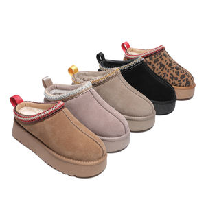 Botas de Nieve de Cuero Impermeables con Punta Cerrada para Mujer, de Alta Calidad, Lujosas, Originales, Modernas, Cálidas para Invierno, con Forro de Peluche - Product Image 1