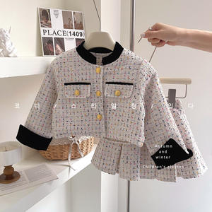 2025 Winter Freizeitkleidung-Set für Mädchen Kleinkinder Kurze Verdickte Jacke + Plissierter Rock 2-Teiliges Kinderoutfit für 2-7 Jahre - Product Image 1