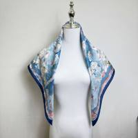 Op maat gemaakte 100% zijden jacquard luxe designer zijden sjaal shawl OEM/ODM 140*140cm geprinte handgerolde zijden sjaal groothandel