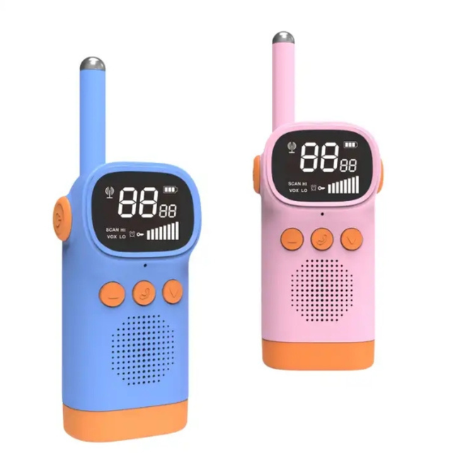 Portable Long Range Outdoor Gift Original D20 Kids Walkie Talkie Handheld Wireless Radio Toy