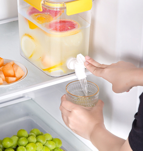 Clear Small Plastic Drink Dispenser Beverage 1 Gallon Iced Juice <strong>Lemonade</strong> Dispenser for Party Daily Use for Fridge Gallon - Product Image 3