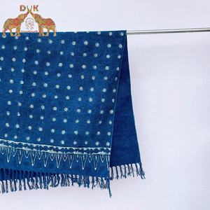 พรมลายจุดทำด้วยมือของชาวอินเดียพรมปูพื้นแบบสั่งทำสำหรับห้องนั่งเล่นและตกแต่งบ้าน - Product Image 5