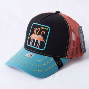 Cappello Trucker Flamingo Squad, Berretto Regolabile in Rete, Unisex, Casual, Primavera-Estate, Design a 6 Pannelli - Product Image 1