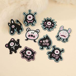 Nouvelle conception de patch brodé thermocollant / autocollant, motif dessin animé mignon, petit monstre noir coloré, pour la décoration de chapeaux et de vêtements - Product Image 2