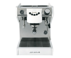 Maximisez la productivité et l'efficacité avec la machine à expresso CRM 3149 et la machine à café multifonctionnelle de Corrima - Product Image 5