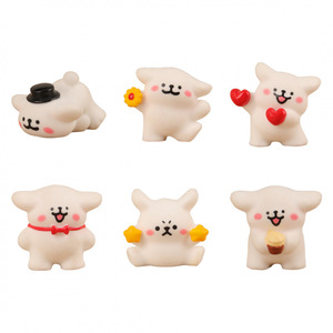 Figurines en résine de petit chien blanc mignon rouge vif, mini décorations pour bureau et jardin, ornements artisanaux DIY - Product Image 3