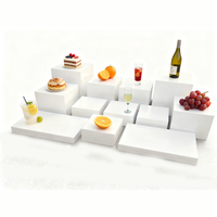 Lot de 12 Présentoirs de Buffet Modernes en Acrylique Blanc pour Aliments, Écologiques et Résistants à l'Eau, pour Mariages, Fêtes et Utilisation sur Table