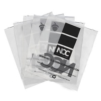 Sacs d'emballage pour vêtements en PE recyclable pour chaussettes et fourrures, sacs à fermeture éclair personnalisés imprimés avec fermeture éclair givrée et logo