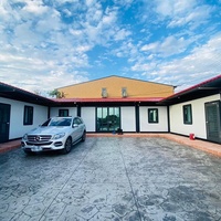 Grande maison préfabriquée de luxe à 5 chambres et 3 salles de bain, en kit, pour usage scolaire, design moderne, ignifuge, certifiée ISO9001