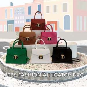 Nuevo bolso bandolera de piel sintética con estampado de cadena retro de moda para mujer, compacto, portátil, impermeable y versátil. - Product Image 2