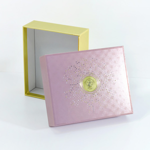 Custom Luxury Package Magnetic Black Satin Insert Lined Gift <b>Box</b> Packaging With Satin Inside Packing - Product Image 3