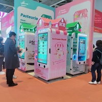 Distributeur automatique de crème glacée intelligent en libre-service avec poussoir à pièces fraîches Jouez maintenant sans surveillance