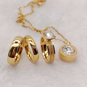Collana di sposi alla moda anelli di fidanzamento placcato in oro 24k ciondolo donna 3 carati Cz diamanti da sposa set da sposa - Product Image 1