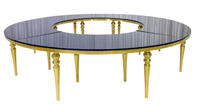 Table en verre en forme de S pour salle de réception de fête dorée
