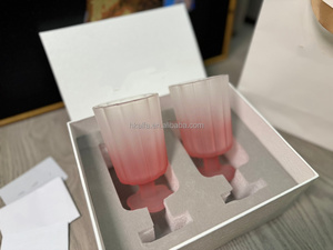 Vente en gros de verres à jus colorés, nouveau style, verrerie créative, verre à boire multifonctionnel givré à motif floral - Product Image 4