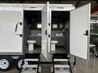 Prosky Moderne De Luxe Portable Salles De Bains Remorque En Acier Matériel Mobile En Plein Air Toilettes pour Camping Caravane Fabricants Vente