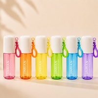 Bouteille pulvérisateur à brume fine en plastique PET de 30 ml, couleurs et logos personnalisés, vide, pour soins de la peau, flacon de parfum portable avec porte-clés