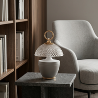 Lampe de table LED d'ambiance moderne de luxe avec abat-jour en cristal et diamant, poignée en métal, commande tactile, sans fil et rechargeable