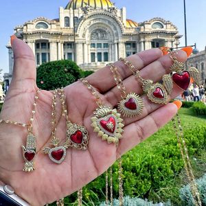 <span class=keywords><strong>ทับทิม</strong></span>หัวใจศักดิ์สิทธิ์ของพระเยซูสร้อยคอจี้เครื่องรางทรงเรขาคณิตลูกปัดทองแดงเงินคริสตัลลูกปัดสร้อยคอโซ่ลูกปัดหรูหราสำหรับผู้หญิง - Product Image 4