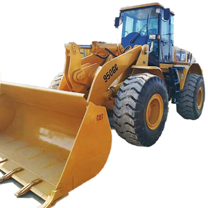Chargeuse sur pneus CAT 950GC d'occasion, équipement de construction robuste avec godet frontal pour travaux de terrassement et manutention de matériaux - Product Image 1