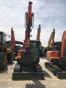 Mini-excavatrice Doosan DX60/DX55 haute performance avec moteur Doosan, pompe 6 tonnes, moteur à engrenages, composants PLC essentiels, en stock à Shanghai 2020 - Product Image 4