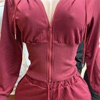 Ensemble 2 pièces décontracté et sportif pour femme Jiubaju : Sweat à capuche zippé à manches longues et short assorti avec cordon de serrage