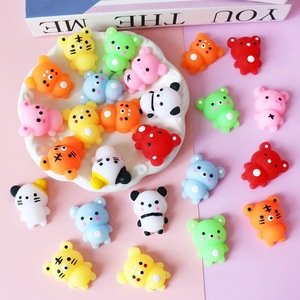 Nuevos Juguetes Antiestrés de Plástico con Forma de Animales de Dibujos Animados, Lindos y Divertidos para Niños de 5 a 7 Años, Figuras Decorativas, Artículos de Regalo, Logotipo Personalizado - Product Image 3