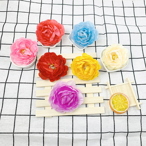 Flores Artificiales de Camelia de 8cm, Flores de Seda para Decoración de Paredes, Decoración del Hogar, Accesorios Florales - Product Image 1