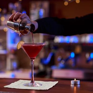 Serviettes <span class=keywords><strong>de</strong></span> cocktail personnalisées en mélange coton-lin, 6x6 pouces, petites serviettes en <span class=keywords><strong>tissu</strong></span> à ourlet festonné, réutilisables, pour fêtes, mariages, bars - Product Image 5