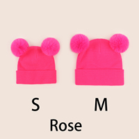 Bonnet Gorras en tricot avec double pompon en fausse fourrure Vente en gros Mignon bébé enfant en bas âge