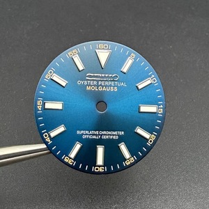 Nouveau cadran de montre modifié sans date, argenté, avec index bâtonnets orange, 28,5 mm, compatible avec le mouvement NH35 - Product Image 4