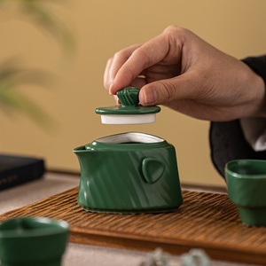 Juego de Té Portátil para Viajes y Festivales, Estilo Guofeng, Taza de Cerámica, Una Tetera, Tres Tazas, Bolsa de Almacenamiento - Product Image 2