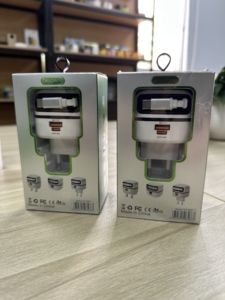 Caricabatterie Rapido 65W per Telefono Cellulare con Spine EU/UK e Doppi Cavi di Ricarica Integrati - Product Image 6