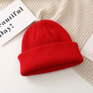 Chapeaux en tricot chauds personnalisés OEM pour hommes et femmes, chapeaux simples, bonnets, chapeaux d'hiver - Product Image 1